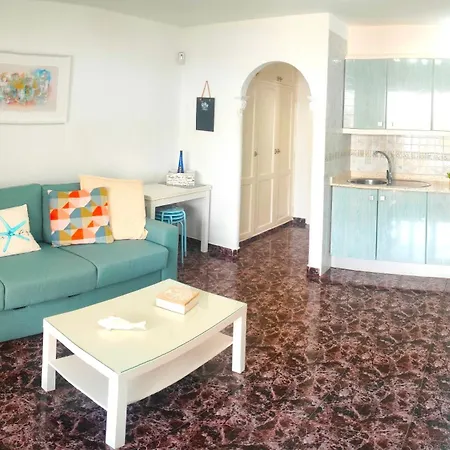 La Marea En Puerto Del Carmen * Тиас